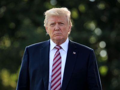 Trump yolsuzluk davasında köşeye sıkıştı: Teslim olacak