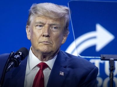 Trump’tan İran’a Sert Çağrı: “Beyaz Bayrağı Sallayın”
