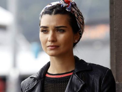 Tuba Büyüküstün kimdir, nereli? Tuba Büyüküstün kaç yaşında ve evli mi? Tuba Büyüküstün hayatı ve biyografisi