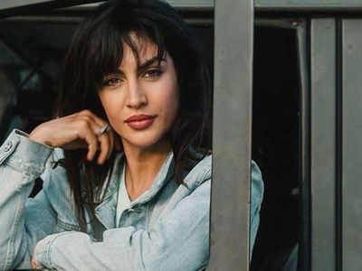 Tuğba Ekinci’nin cüretkar paylaşımı Instagramı salladı! Ekinci’nin çıplak pozu olay oldu! Takipçileri yorum yağmuruna tuttu