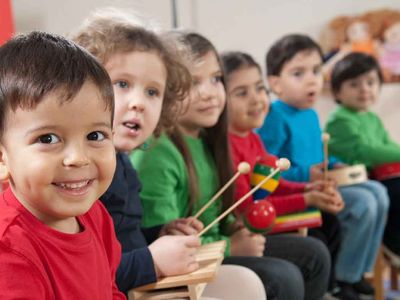 TÜİK 2021 yılına ilişkin çocuk istatistiklerini açıkladı: En popüler bebek isimleri Yusuf ve Zeynep oldu!