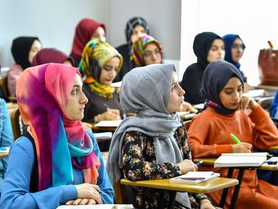 TÜRGEV'in Yükseköğretim Kız Öğrenci Yurtları ile Gençlere Destek