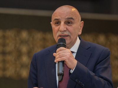Turgut Altınok, CHP’nin eksiklerini tek tek sıralayarak vaatlerde bulundu:“ Bizim sözümüz Yavaş'ın sözüne benzemez!”