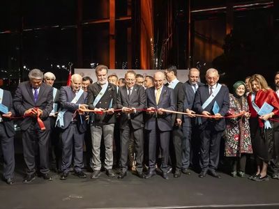 Türk Dünyası Ressamları Cengiz Aytmatov’a Selam Durdu