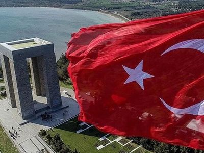 Türk halkının şanlı zaferinin anlatıldığı 18 Mart'a özel "Gelibolu Gazetesi" yayımlandı!