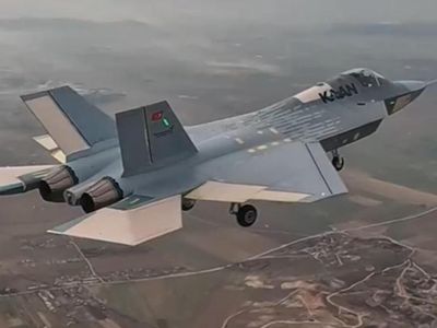 Türk KAAN’ı İngiltere’de! “F-35 yok, sorun yok!”