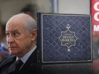 Türk Milliyetçiliğinin İzleri Sayfalarda: “Eserlerle Devlet Bahçeli” Okurla Buluşuyor