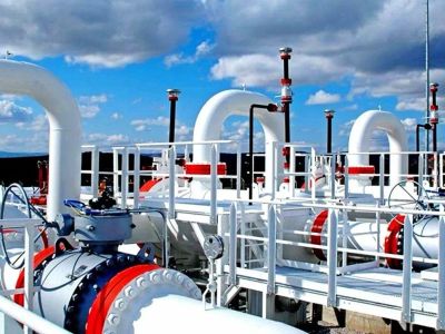 Türkiye, enerji arenasında dev adım atıyor: LNG merkezi olma yolunda!