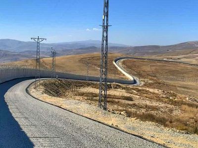 Türkiye-İran Sınır Güvenliği için Duvar Örülmeye Başlandı! Uzunluk 295 Kilometre