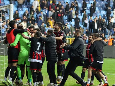 Türkiye Kupası'nda sürpriz sonuç: Erzincanspor Adana Demir'i saf dışı bıraktı