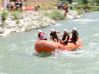 Türkiye rafting şampiyonası 3. ayak yarışları Van’da başladı