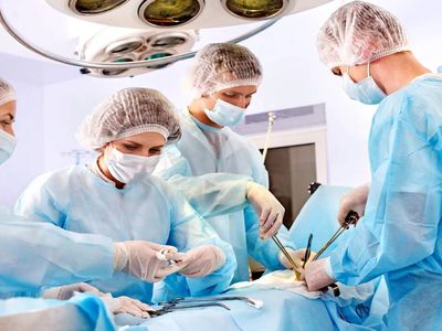 Türkiye tıp alanında gözde oldu: Dünyanın dört bir yanından doktorlar geliyor