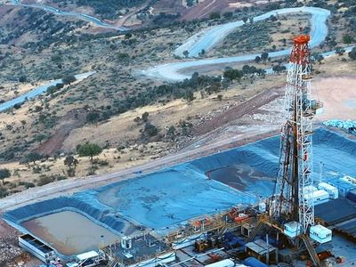 Türkiye yatırımlarda gaza basıyor: 30 bin varillik petrol deposu kurulacak