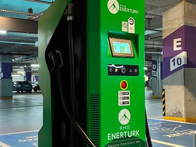 Türkiye’de ve elektrikli araç şarj istasyonu sektöründe bir ilk!