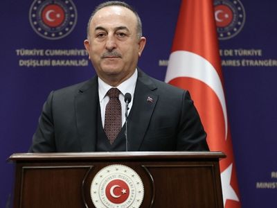 Türkiye’den savaş gemileri için boğaz uyarısı