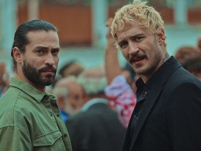 Üç Kuruş’un Başrolü Uraz Kaygılaroğlu Yönetmenden Dayak Yediği İddialarına Cevap Verdi!
