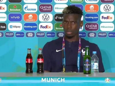 UEFA, EURO 2020'de Müslüman Futbolcuların Önüne Bira Şişesi Koymayacak