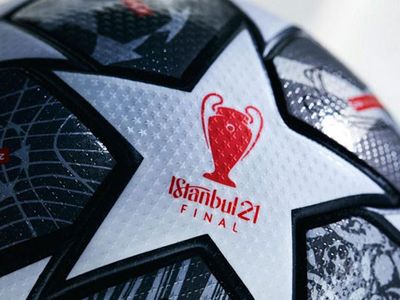 UEFA Finali Seyircili Oynatma Kararı Aldı