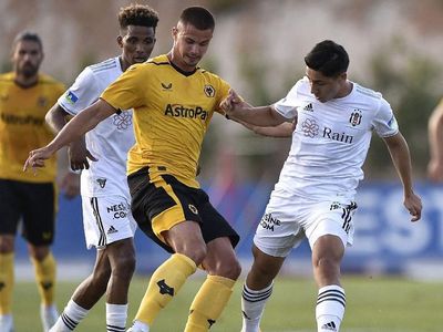 Uğur Meleke: Beşiktaş’ın ön tarafı Mercedes arka tarafı Murat124 gibi