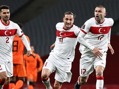 Uğur Meleke, Milli Takım'ın Portekiz karşısında galibiyeti Yunus, Kerem ve Cengiz ile alabileceğini söyledi