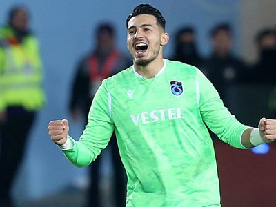 Uğurcan Çakır'dan Anlamlı Hareket!