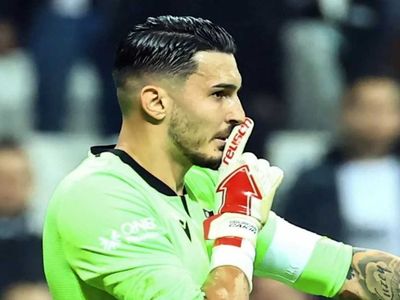 Uğurcan Çakır'ın yeni takımı belli oldu mu? Uğurcan Çakır transfer olacak mı, yeni sezonda hangi takımda oynayacak?