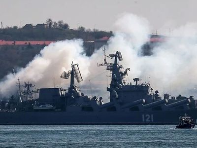 Ukrayna tarafından batırılan Moskova gemisinde Vladimir Putin ne arıyor? Gemi hakkında yabancı basında ortaya atılan iddialar!