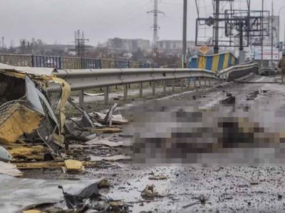 Ukrayna'nın Bucha kentinde yaşanan kan donduran görüntülere ilişkin peş peşe gelen tepkiler çığ gibi büyüyor: Savaş suçlarının failleri hesap verecek!