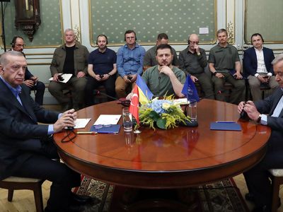 Ukrayna'nın Lviv kentinde gerçekleşen 3'lü zirvede barış umudu!