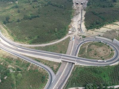 Ülkemizin en pahalı yolunda çalışmalar son hızda sürüyor! 1 saatlik yol 10 dakikaya inecek
