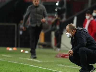 UltrAslan Terim'in İstifasını İstedi