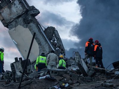 Uluslararası panik: 6,4 büyüklüğünde deprem meydana geldi!