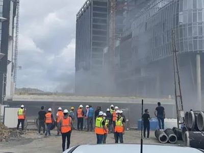 Ümraniye Finans Merkezinde korkutan yangın