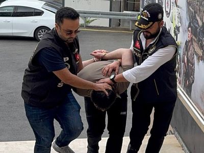 Ümraniye'de Bıçaklı Saldırı: Bir Kadın Hayatını Kaybetti