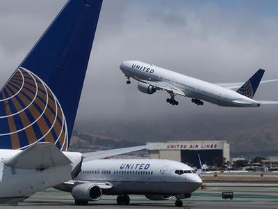 United Airlines Milyar Dolarlık Zarar Etti