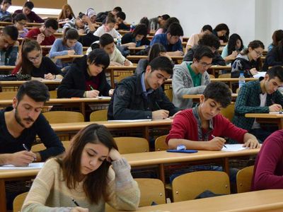 Üniversitede vize final ne anlama gelmektedir? Vize final sonuçları nerden öğrenilir? Üniversitede vize ve final sınavları