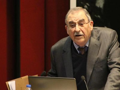 Ünlü isimden sevenlerini üzen haber geldi! Prof. Dr. Rona Aybay hayatını kaybetti