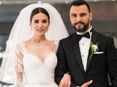 Ünlü Oyuncu Buse Varol'un Eşi Alişan'dan Boşanma Şartının Ne Olduğunu Seyhan Soylu İlk Kez Açıkladı!