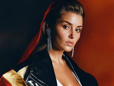 Ünlü Oyuncu Hande Erçel Sevgilisi Kerem Bürsin’le Geçirdiği Zor Günlerden İlk Kez Bahsetti!