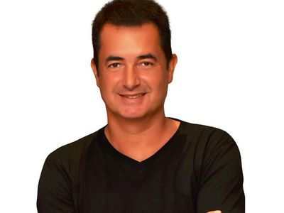 Ünlü Sunucu Acun Ilıcalı'nın Dijital Platformunda Yayınlanan Maça Şeyma Subaşı Damgasını Vurdu!