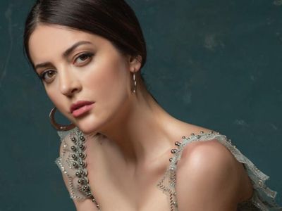 Ünlüler Camiası Basketbolcu Sevdasına Tutuldu! Ebru Şahin’den Sonra İrem Sak da Aradığı Aşkı Basketbolcuda Buldu!