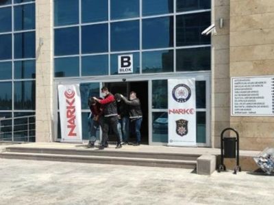 Uşak'ta Bin 708 Uyuşturucu Hap Bulundu