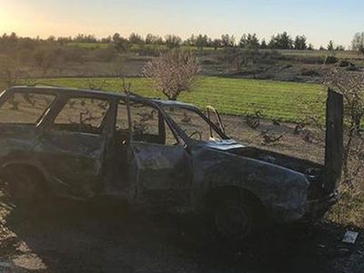 Uşak’ta Seyir Halindeki Otomobil Yanarak Küle Döndü