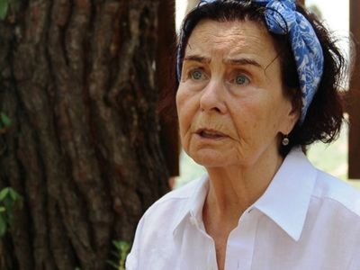 Usta Oyuncu Fatma Girik’in Bakıcısı Vefatın Ardından İlk Kez Konuştu: Test Yaptırmak İstedim Kabul Etmedi