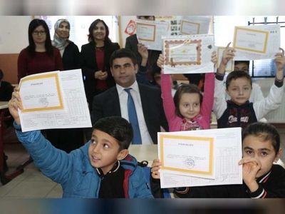 Uyarı cezası, uzaklaştırma cezası, kınama cezası alan öğrenci takdir, teşekkür belgesi alabilir mi? Disiplin cezası takdir teşekkür almaya engel mi?