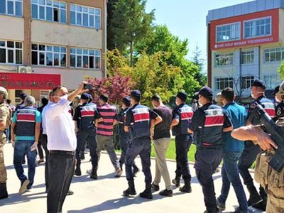 Uyuşturucu Tacirleri Şafak Operasyonuyla Yakalandı