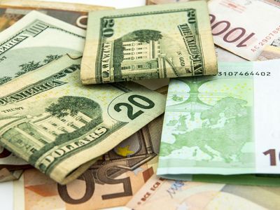 Uzman isimden dolar sahiplerine uyarı: 27 Nisan 2024 Dolar ve Euro fiyatları kaç TL? (Güncel döviz kurları)