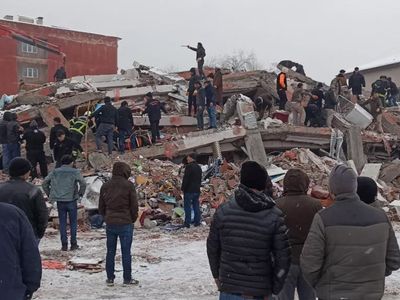 Uzmanlar depremi tek tek yorumladı: 130 atom bombası gücünde