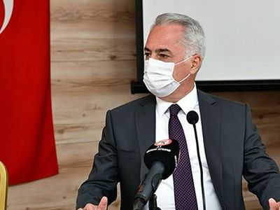 Uzun Elektrik Kesintilerinin Yaşandığı Isparta'da Vali Seymenoğlu Görevden Alındı!