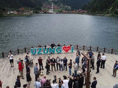 Uzungöl'deki Arapça tabelalar sosyal medyada viral olmuştu! Trabzon Valisi'nden açıklama geldi 'En ufak bir sıkıntı yok'